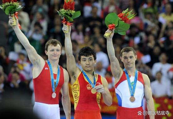 包含体操再创历史，冠军实至名归的词条