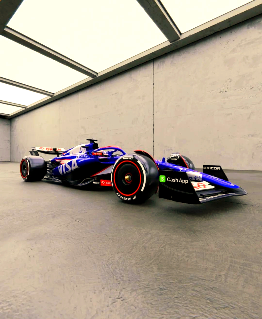 红牛车队逆转红牛二队，拉塞尔高光表现