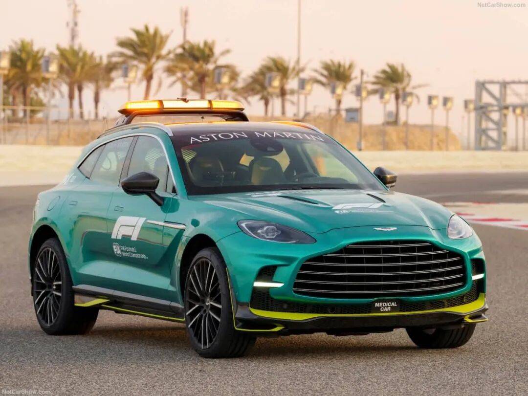 阿斯顿马丁力克索伯车队,汉密尔顿高光表现 阿斯顿马丁力克索伯车队,汉密尔顿高光表现