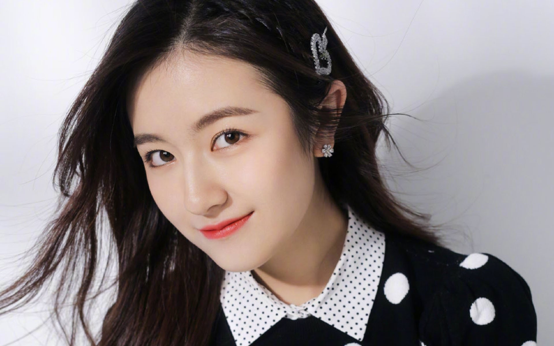 红绸裹枫叶，当利物浦的节奏美学，遇见卢卡库的生涯狂想曲