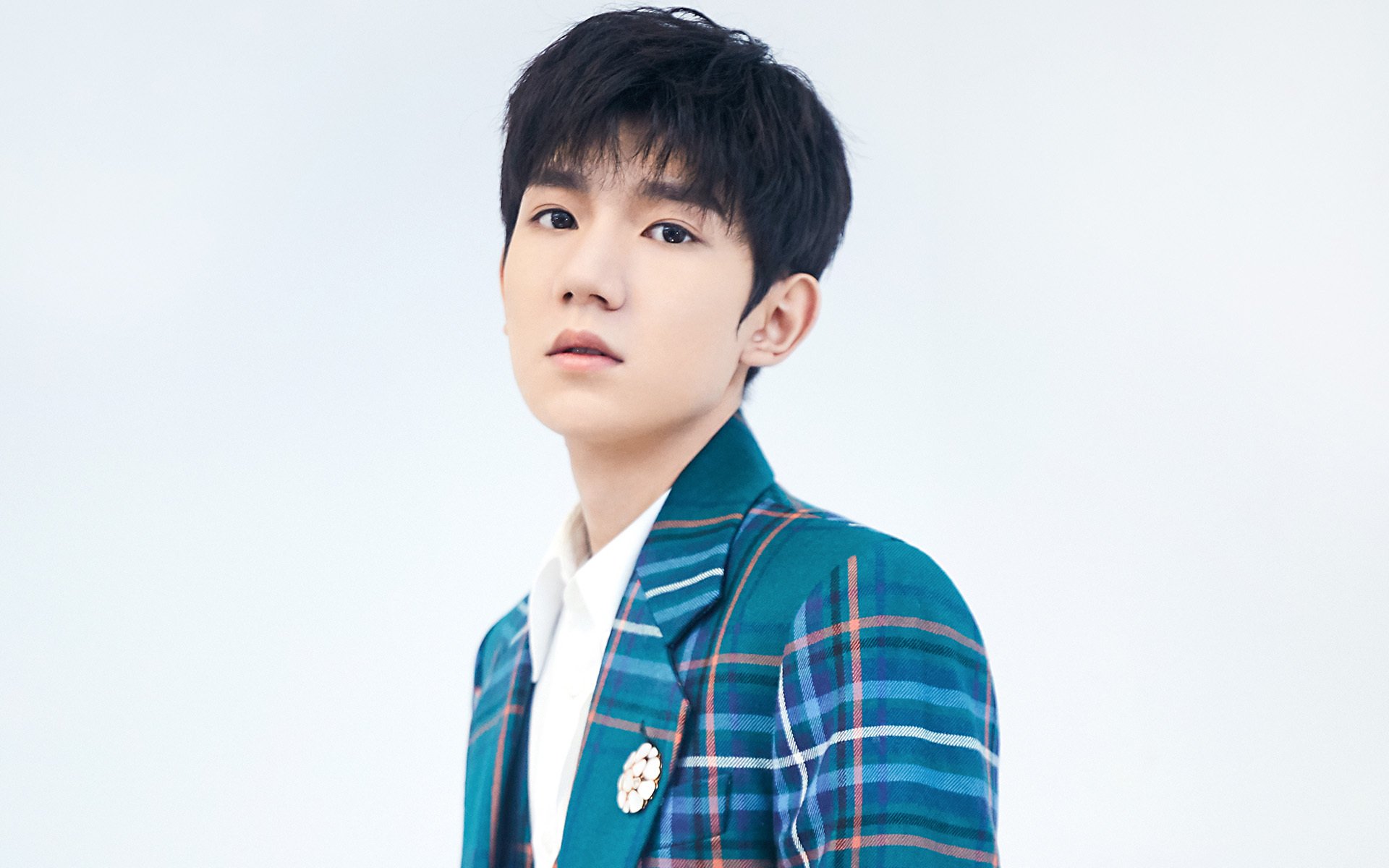 坚不可摧的长城，阿劳霍在英超争冠之夜铸造传奇