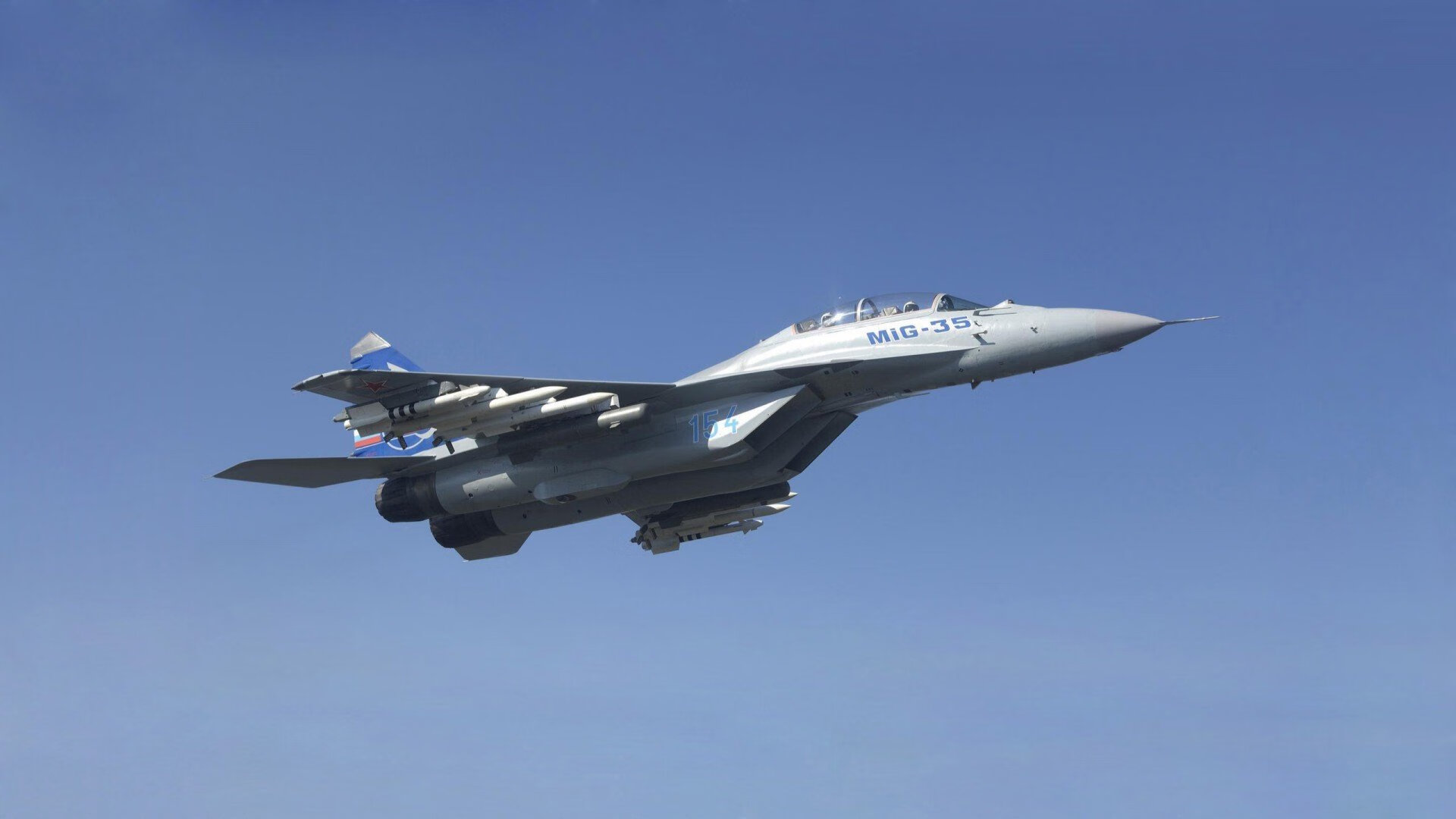 飞越阿尔卑斯山的蝴蝶,佛罗伦萨如何一夜间震动了德甲争冠天平