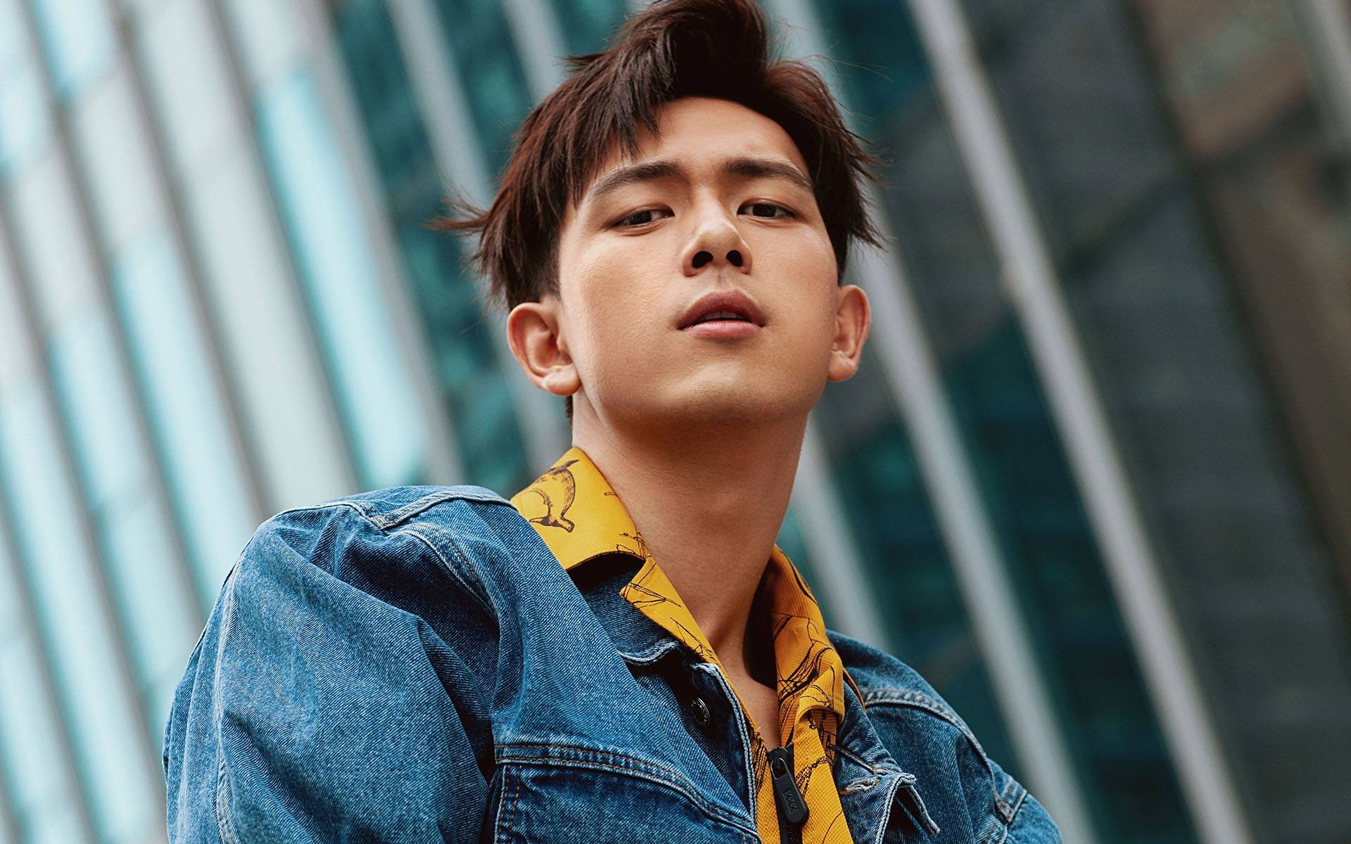 街道赛道与绿茵场,当F1节奏遇上非洲足球巅峰对决