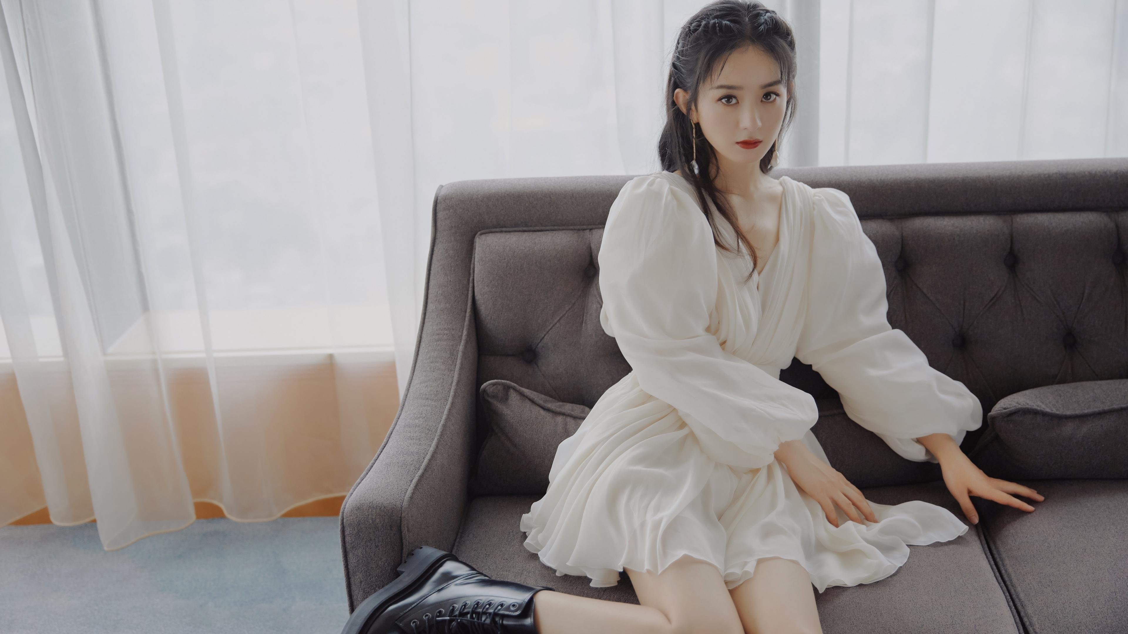 当C罗穿越到瑞士对阵英格兰的赛场，一次足球维度的裂痕与满分神迹